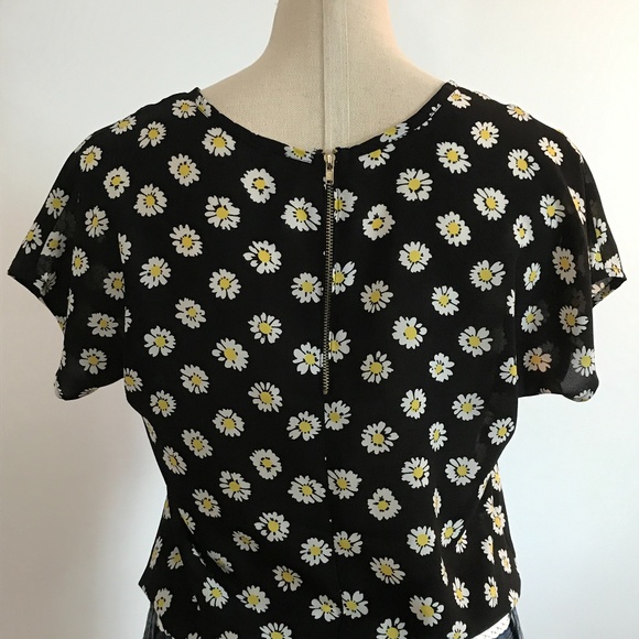 Fun & Flirt Daisy print chiffon t shirt - 3/25$ - Picture 5 of 8